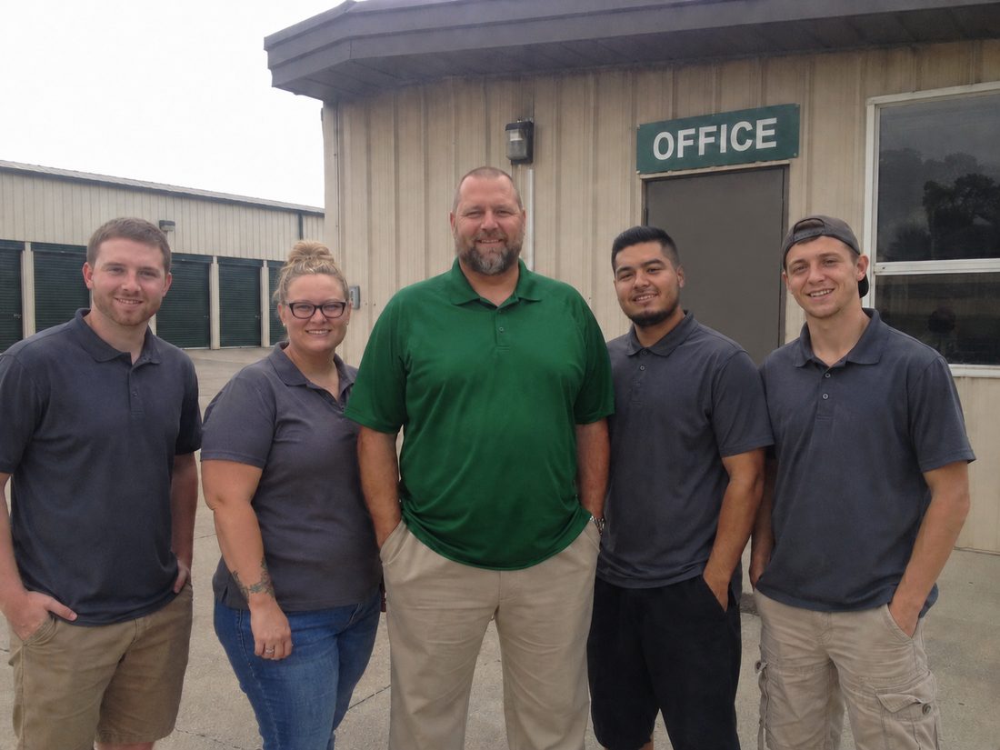 Pest control professionals in Minot, ND